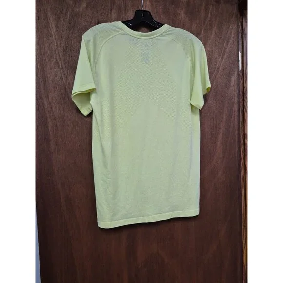 Men' Short Sleeve T-Shirt - All in Motion™ Small Damaged - Picture 6 of 8